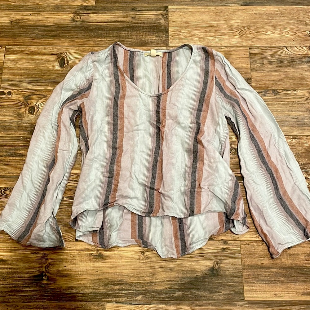Float retro bell sleeve super soft rayon stripped shirt size M